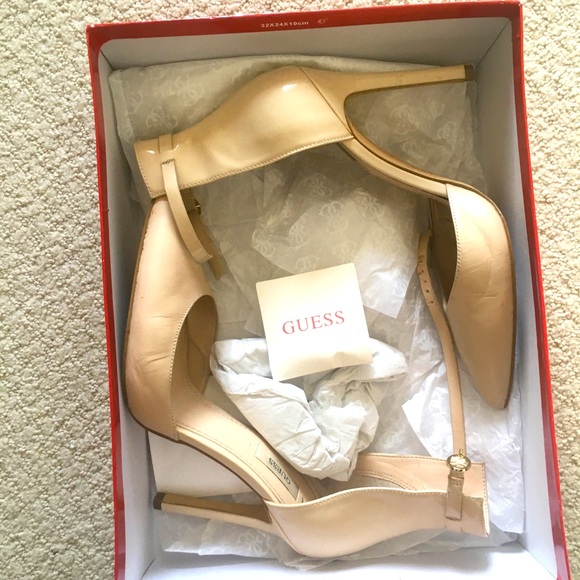 GUESS Gwabaih2-A Light Natural Color 4” Heels - Picture 2 of 9